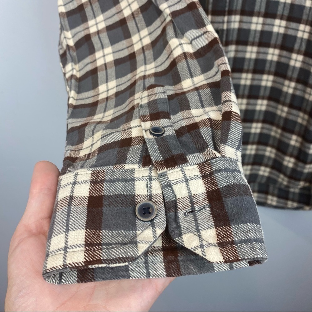 Hunters • heavyweight plaid flannel shirt - Picture 6 of 8